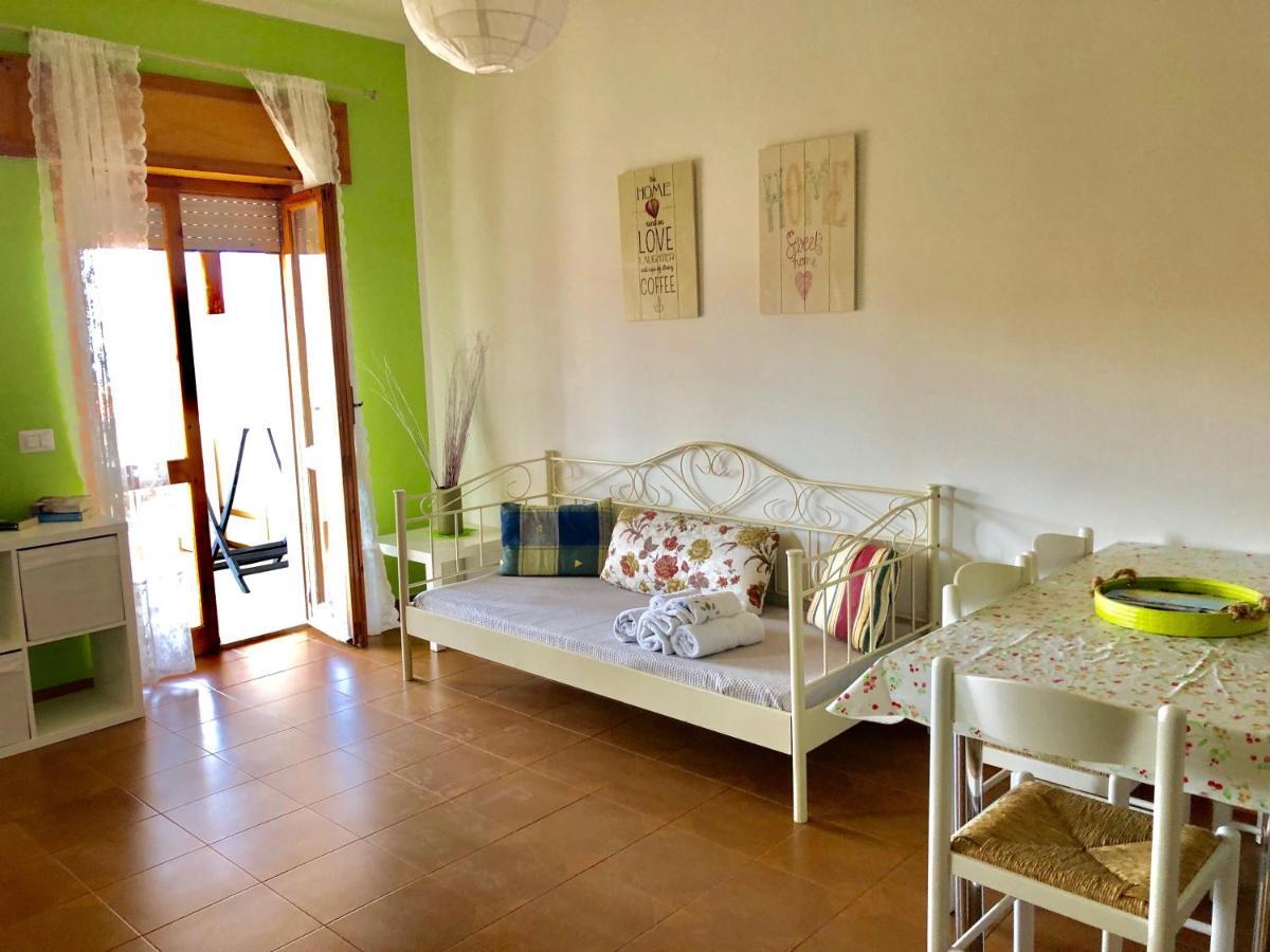 Apartament Lucia 150Mt From Beach Castelsardo Buitenkant foto