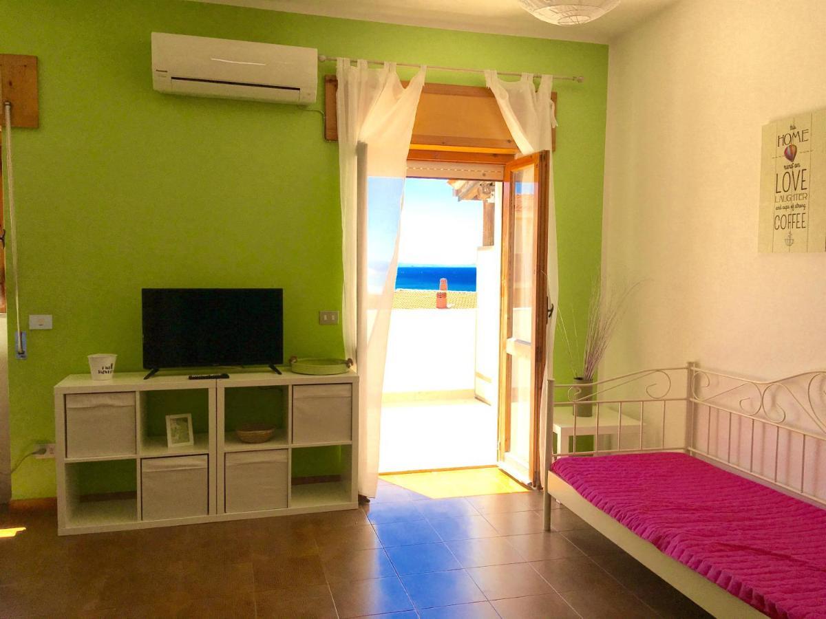 Apartament Lucia 150Mt From Beach Castelsardo Buitenkant foto